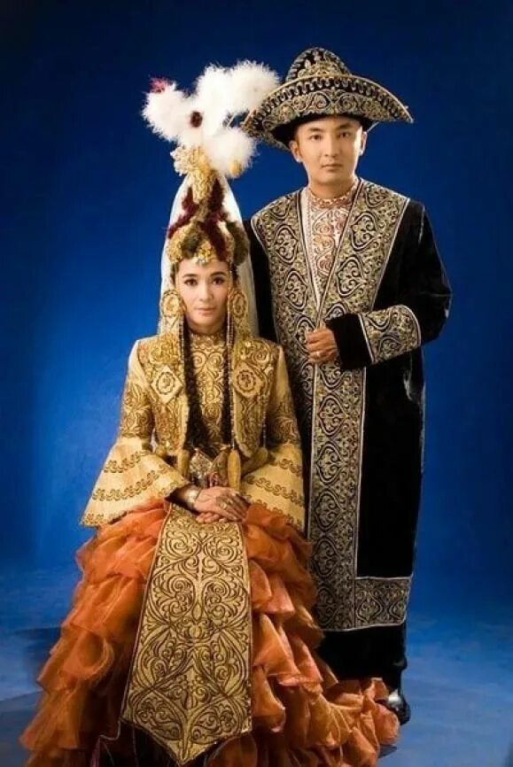 Национальная одежда казахов фото Kazakh people Costumes around the world, Traditional outfits, National dress