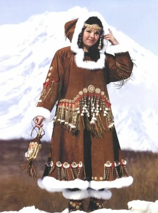Национальная одежда коряки фото east siberia Traditional outfits, Inuit clothing, Illustration fashion design
