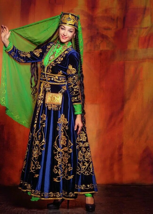 Национальная одежда таджиков женщины фото Pin auf Национальные костюмы/Folk costumes Mode für frauen, Mode, Frau