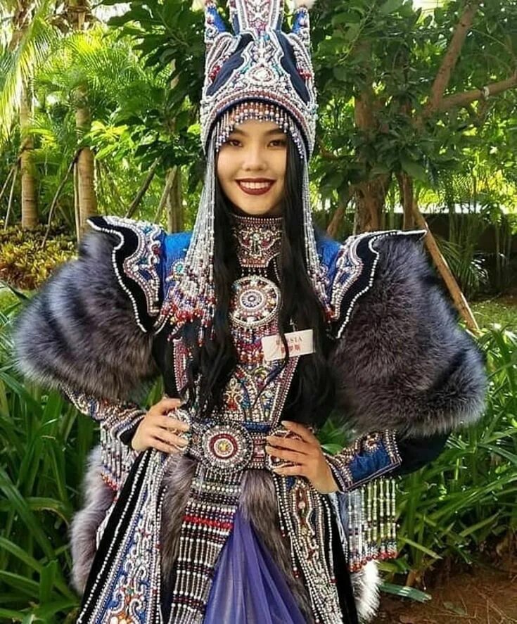 Национальная одежда якутов фото Pin on Идеи костюмов Traditional outfits, Traditional fashion, Fantasy fashion