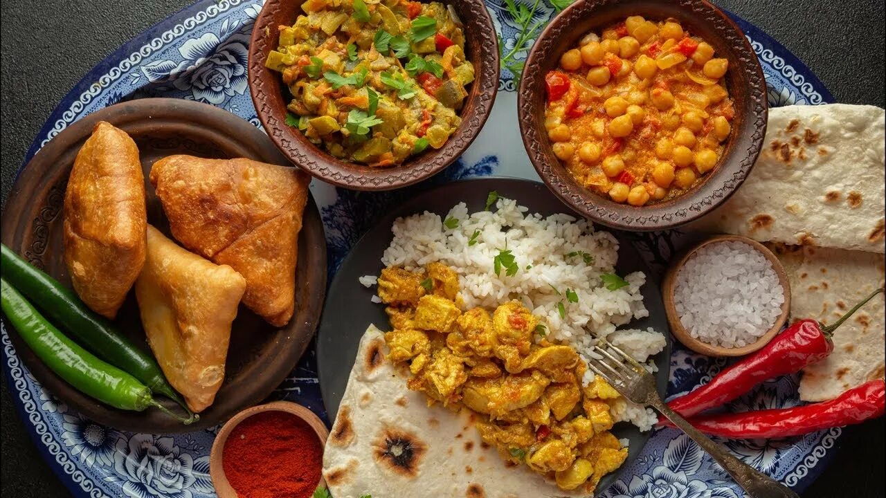 Национальное блюдо индии название и фото My sisters FIRST TIME TRYING INDIAN FOOD! - YouTube