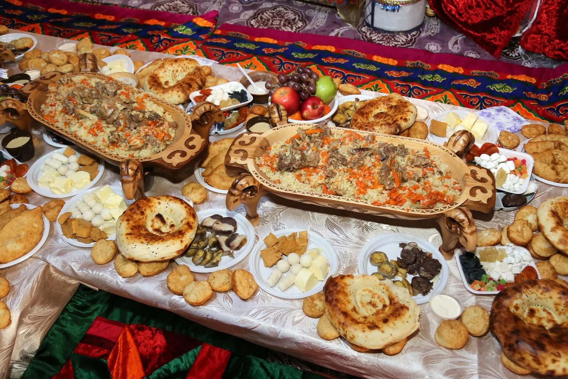 Национальные блюда казахстана фото Новости. Официальный сайт администрации города Байконур.