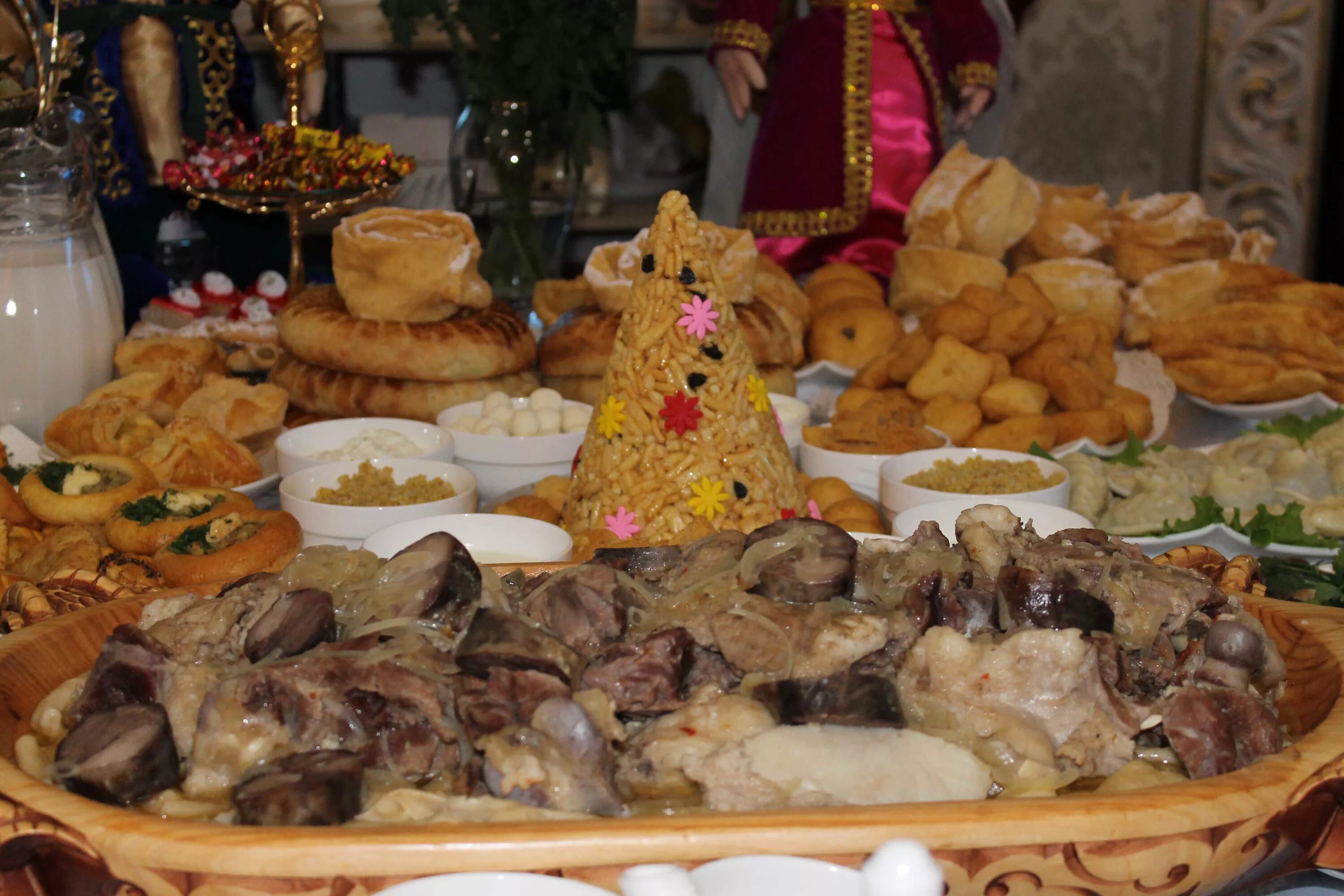 Национальные блюда казахстана фото Вкусную точку в завершении Года Ассамблеи народа Казахстана поставили южноказахс