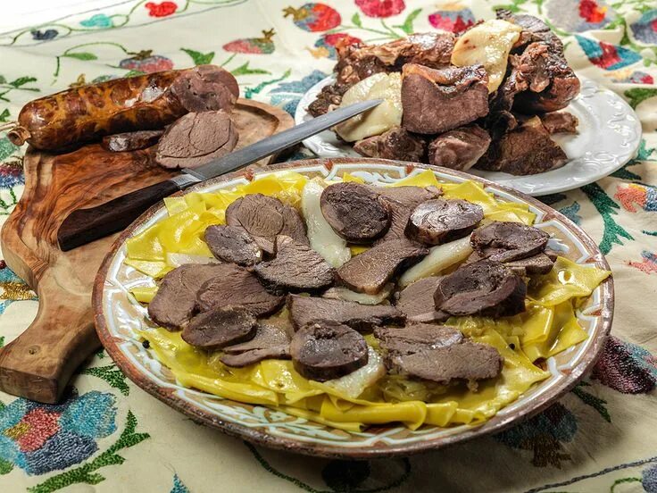 Национальные блюда казахстана фото Сталик: Бешбармак Food, Cooking meat, Russian recipes