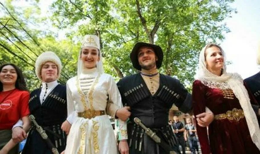 Национальные фото осетии Дни Северного Кавказа в ОАЭ Духовное управление мусульман Ставропольского края
