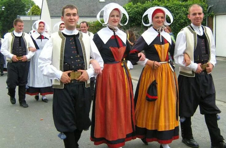 Национальные костюмы франции фото French Vêtement traditionnel, Costume folklorique, Costume traditionnel