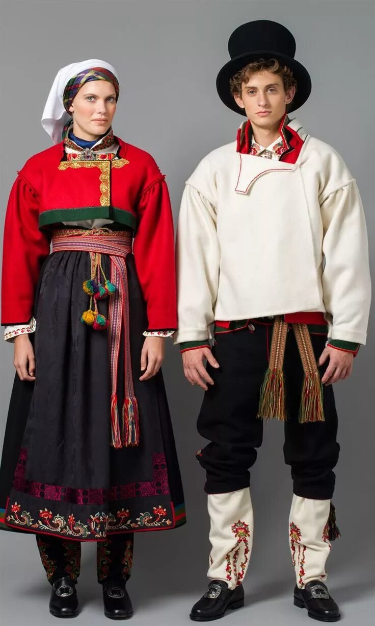 Национальные костюмы разных стран фото Pin on beltestakkinspirasjon Norwegian clothing, National clothes, Swedish cloth