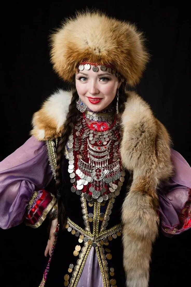 Национальный костюм башкирии фото Пин от пользователя Rasmiya на доске zərif Этнические наряды, Традиционные плать