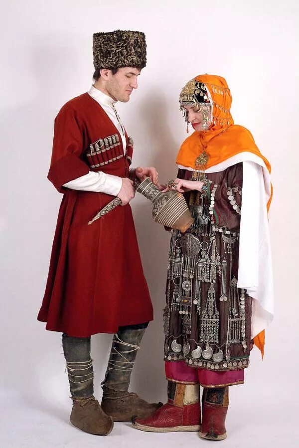 Национальный костюм лакцев фото Dagestan Old traditional wedding dress © M. Valiyev Костюм, Этнические наряды, Н