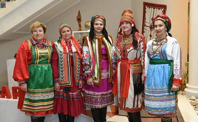 Национальный костюм мордовии фото Библиотеки города Александрова Владимирской области