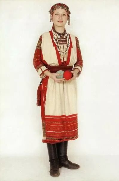 Национальный костюм мордовии женский фото Erzyan female http://en.wikipedia.org/wiki/Erzya_language http://en.wikipedia.or
