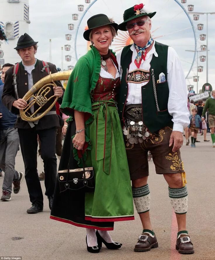Национальный костюм немцев фото Pin on Costume - Oktoberfest