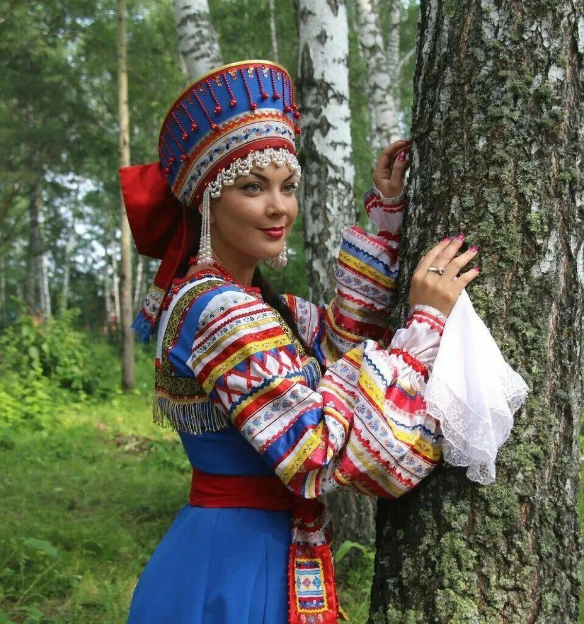 Национальный костюм русской девушки фото Картинки Девушка в русском народном костюме (38 шт.) - #14885