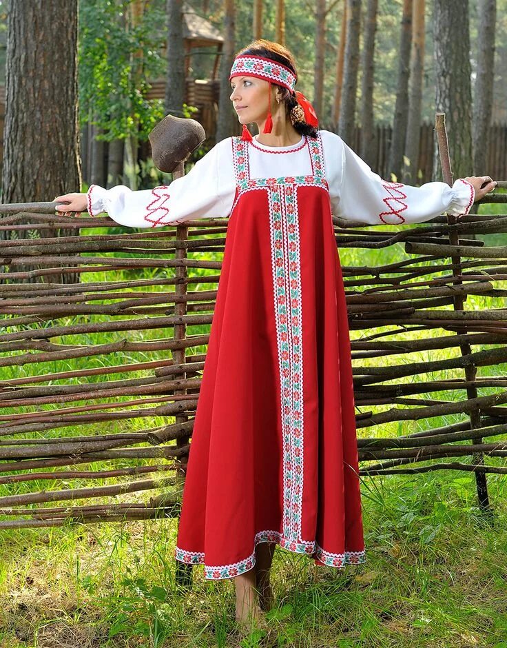 Национальный костюм русской девушки фото Traditional Russian costume ''Varvara'' Traditional outfits, Russian traditional