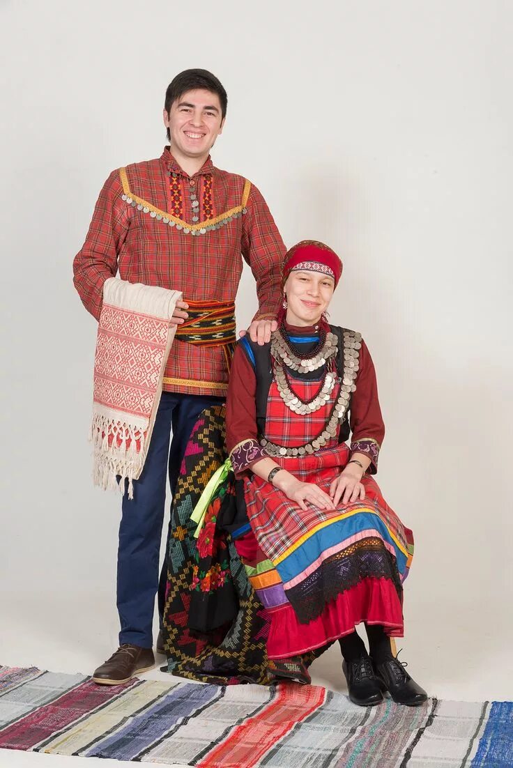 Национальный костюм удмуртов фото Udmurt traditional clothes, удмурт диськут. Эстониысь ансамбль "Юмшан Гур" Photo
