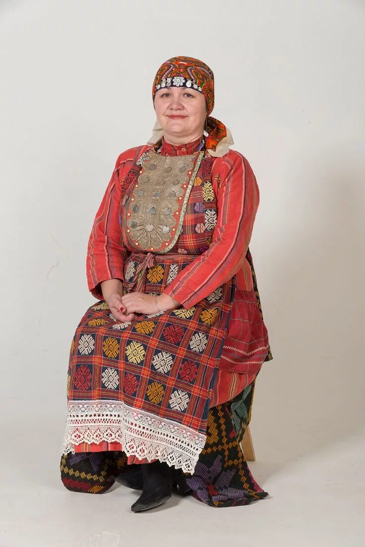 Национальный костюм удмуртов фото Udmurt traditional clothes, удмурт диськут. Эстониысь ансамбль "Юмшан Гур" Photo
