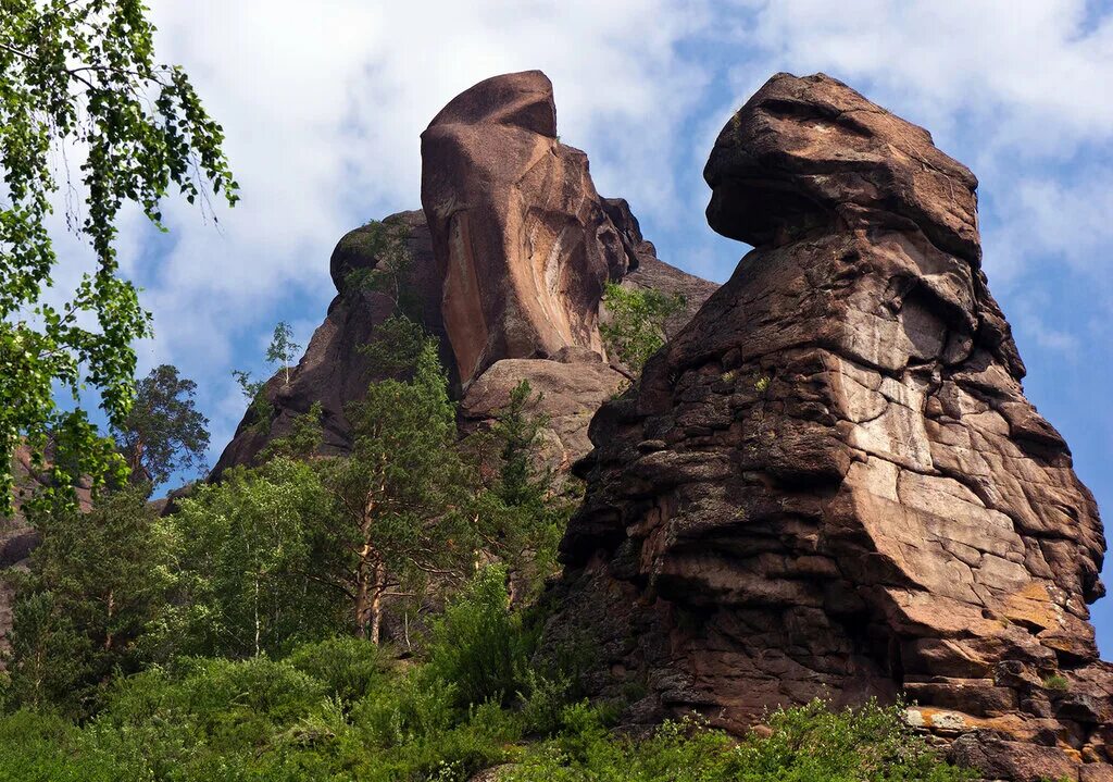Национальный парк красноярские столбы фото FGBU Gosudarstvenny prirodny zapovednik Stolby, upravleniye, forest, Russia, Kra