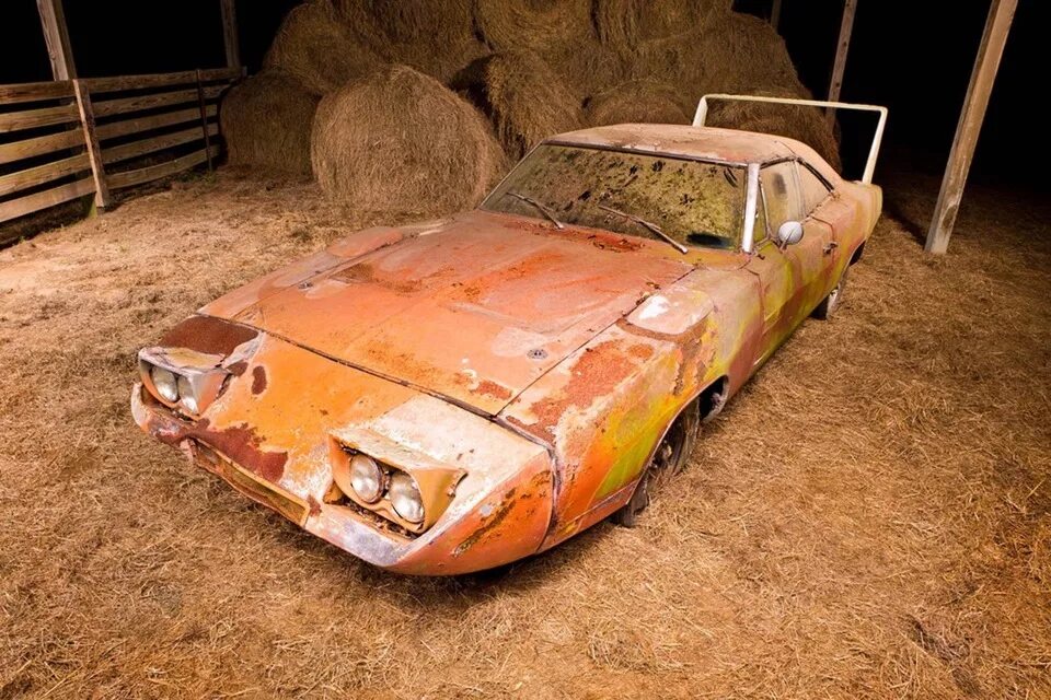 Найти машину по фото 1969 Dodge Charger Daytona - DRIVE2