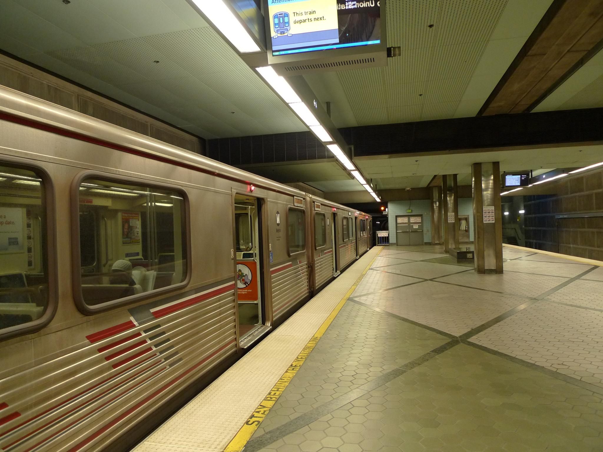 Найти метро по фото Found: Ancient Elephant Fossils Hidden Beneath L.A.'s New Subway - Atlas Obscura