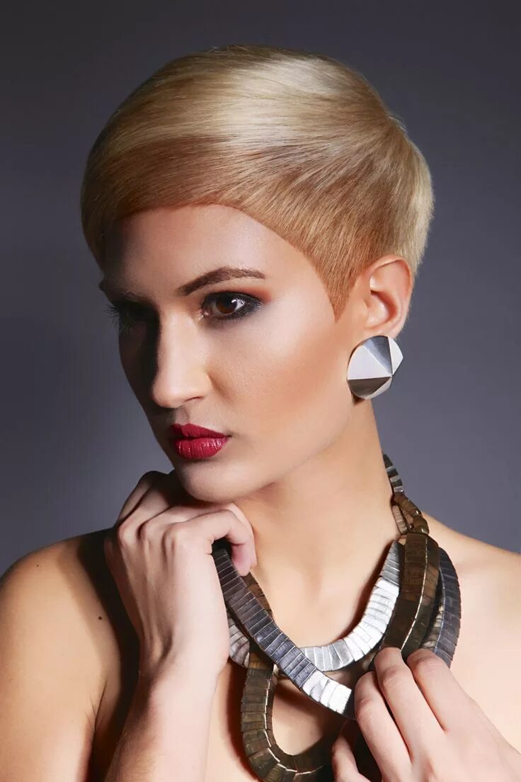 Найти модные стрижки Пин на доске Hair by RMUK Короткие стрижки, Прически, Укладка длинных волос