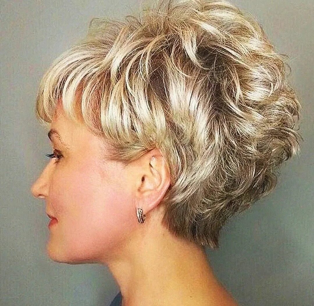 Найти прическу на короткий волос Pin on Hair Short thin hair, Short hairstyles for thick hair, Short hair haircut