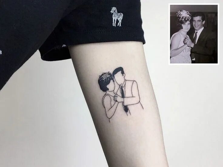 Найти тату по фото онлайн бесплатно Cet artiste transforme vos photos de famille nostalgiques en tatouages Stylish t