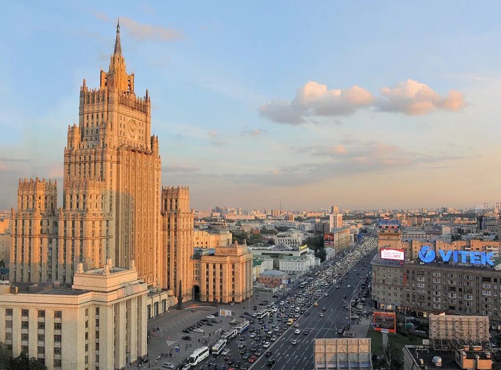 Найти здание в москве по фото Скайлайны ближнего зарубежья Skylines of the 'Near Abroad' Page 42 SkyscraperCit