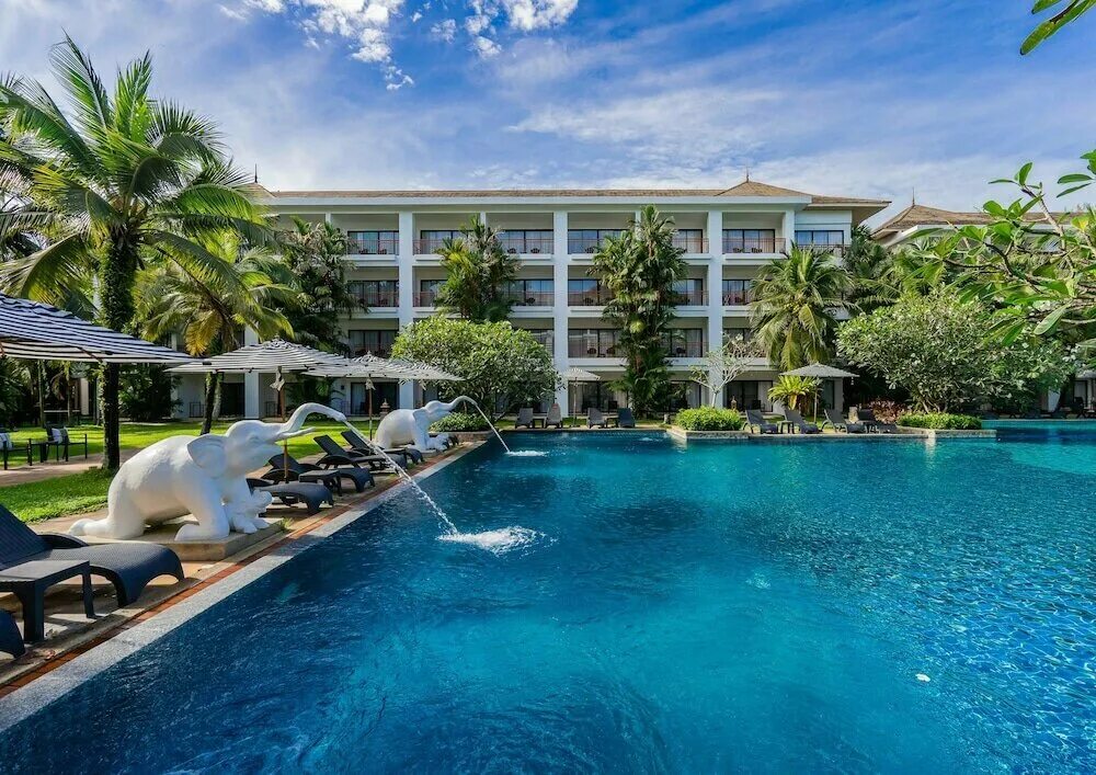 Найтонбури отель фото Naithonburi Beach Resort, гостиница, Thailand, Phuket 83110, Knighton Beach, 9 M
