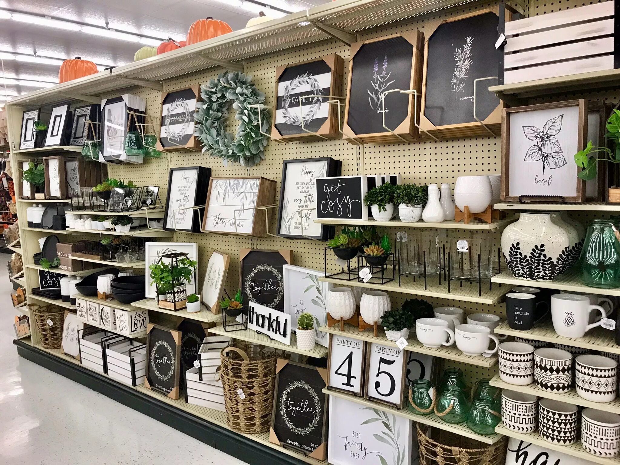 Название для декора для дома Pin on Hobby Lobby Ideas Hobby lobby decor, Hobby lobby farmhouse decor, Hobby l