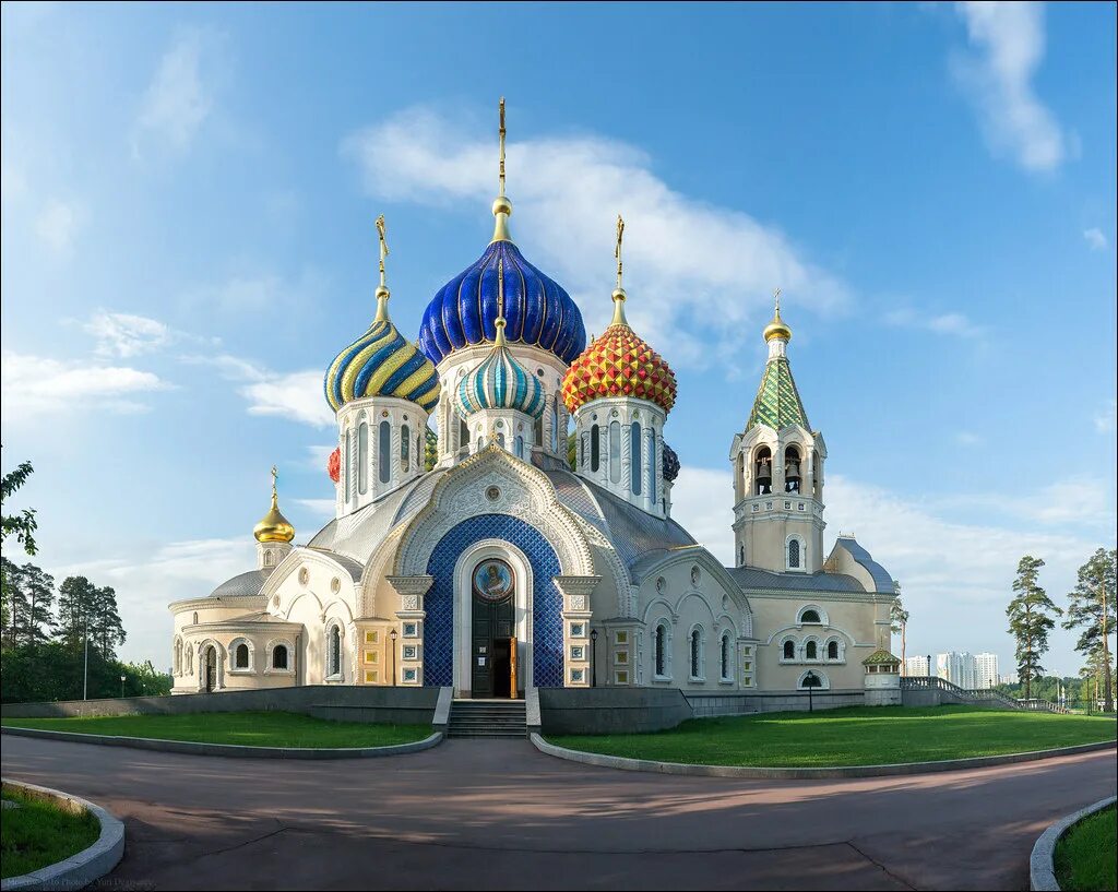 Название храмов с фото Russia. Moscow. Church of St. Igor Chernigov. Russia. Mosc. Flickr
