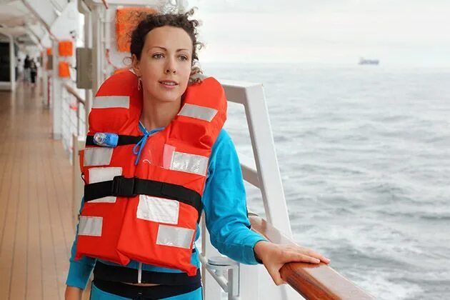 Название речного судна на спасательном жилете фото Are Cruise Ships Safe? Life jacket, Cruise ship, Cruise