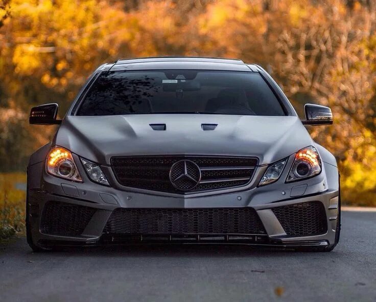 Название тюнинга мерседеса Красивая жизнь Mercedes benz cars, Mercedes benz e63 amg, Mercedes benz