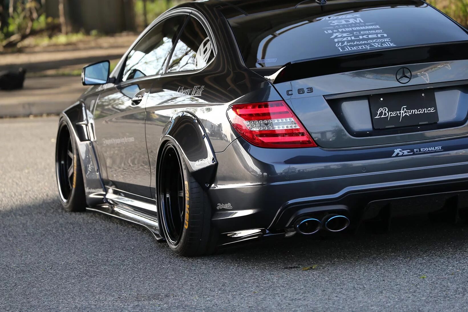 Название тюнинга мерседеса "LB WORKS" "С63 AMG "Да забыл еще про них Они спец Japan Style - DRIVE2