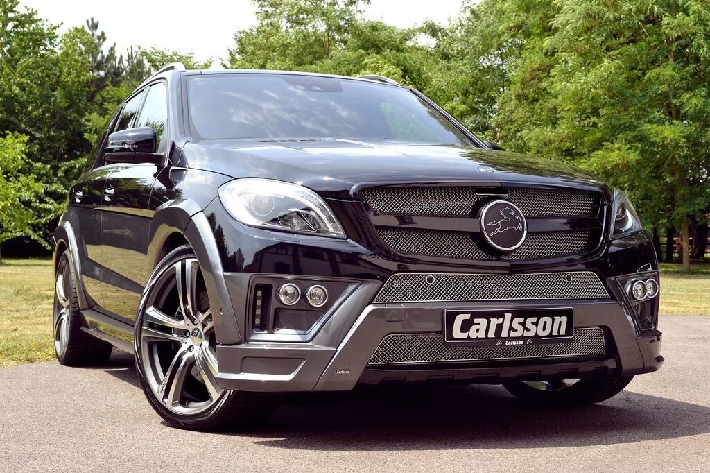 Название тюнинга мерседеса Mercedes-Benz ML - CML Revox-Royale от ателье Carlsson