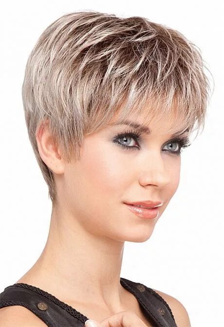 Названия стрижек на короткие волосы Résultat de recherche d'images pour "jolies coupes courtes cheveux gris" Short h