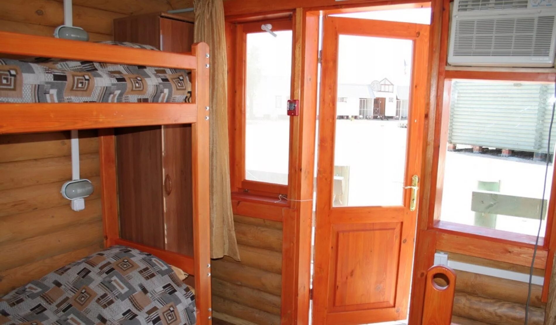 Не горюй краснодарский край 03к 370 фото Recreation center "Serfpriyut" st-tsa Doljanskaya Krasnodar Krai: цены на прожив