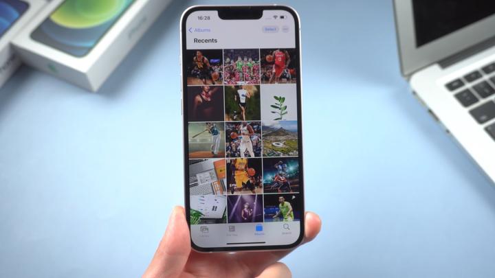 Не перекидываются фото с айфона Как с компьютера перекинуть фото на iPhone: обзор способов передачи