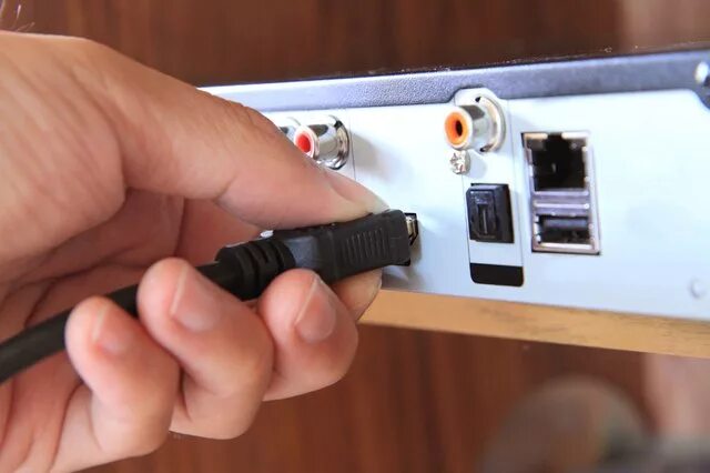 Не работает подключение через через hdmi How to Connect HDMI Cable to LG HDTV Techwalla