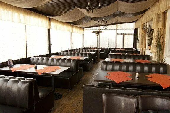 Неаполь ул бурдейного 13 фото Panorama: Neapol, cafe, Belarus, Minsk, vulica Burdziejnaha, 13 - Yandex.Maps
