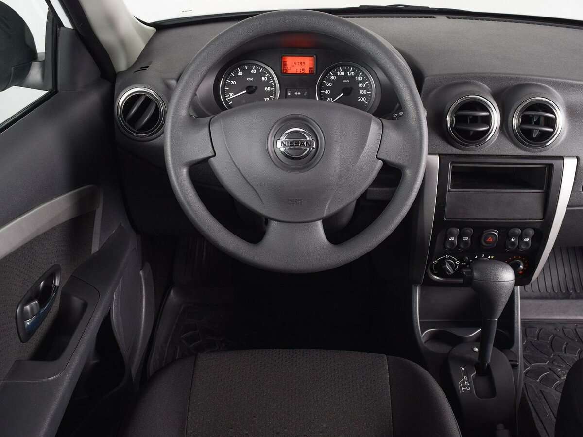 Ниссан g15 фото салона Купить б/у Nissan Almera III (G15) 1.6 AT (102 л.с.) бензин автомат в Ростове-на