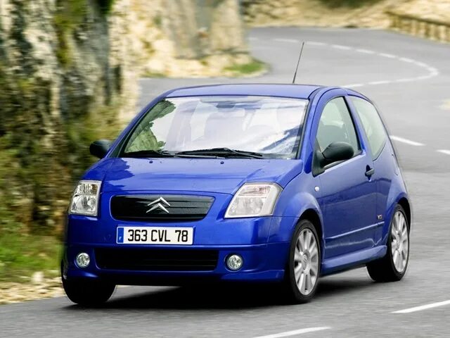 Ниссан гетц фото Citroen C2 1.4i Sensodrive VTR - комплектация и технические характеристики на Др