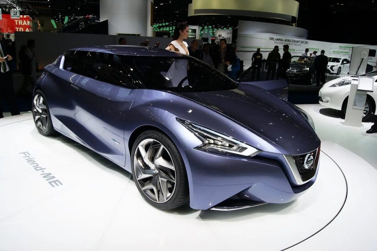 Ниссан гибрид фото Nissan Friend-Me Concept Socializes at Frankfurt Motor Show Carscoops