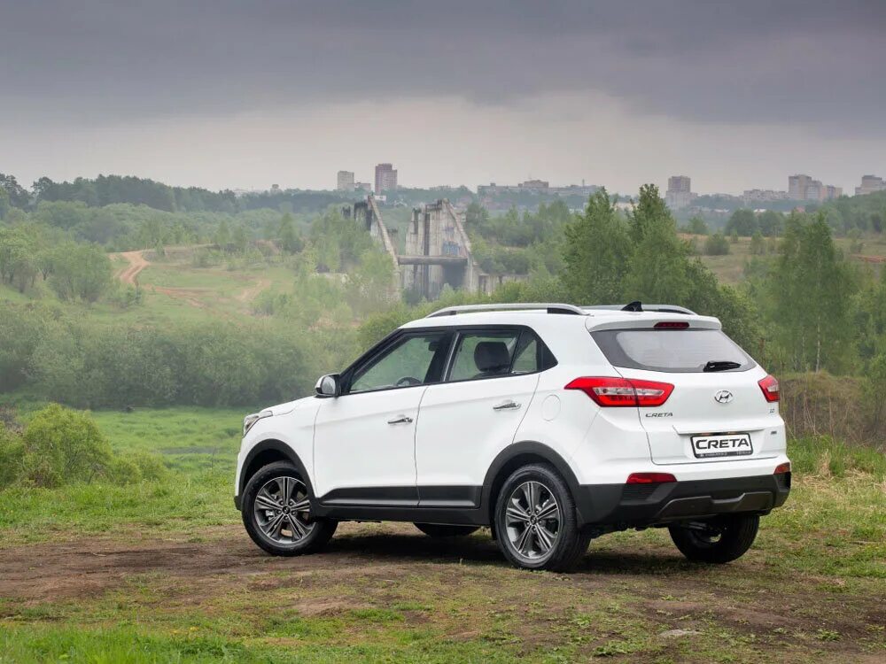 Ниссан грета фото Купить б/у Hyundai Creta I 1.6 MT (123 л.с.) бензин механика в Москве: белый Хен