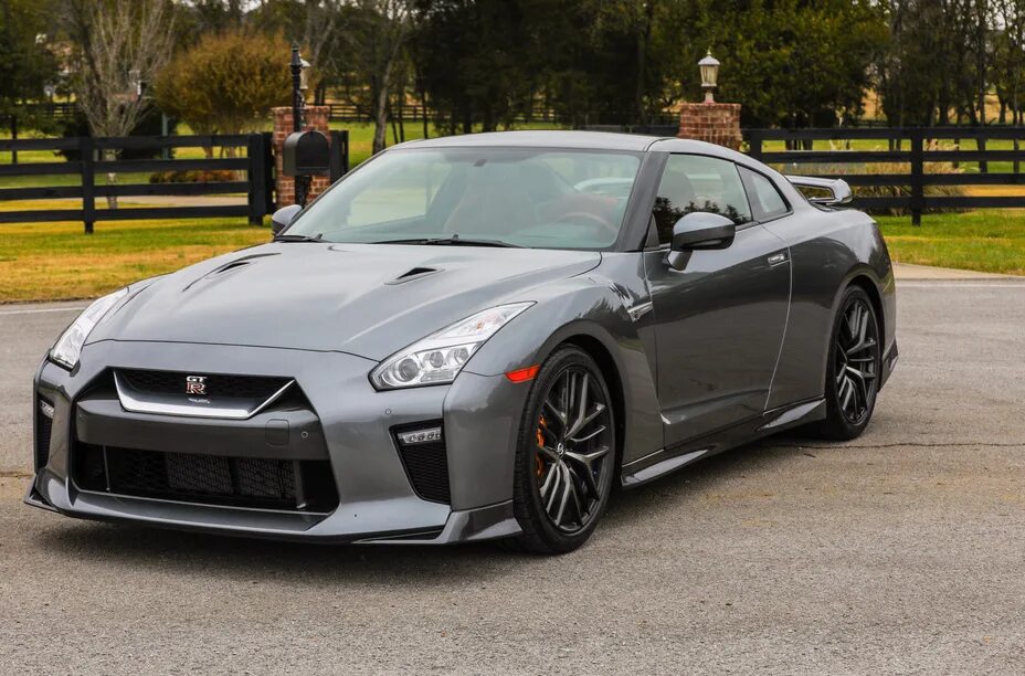 Ниссан gt фото 2018 Nissan GT-R