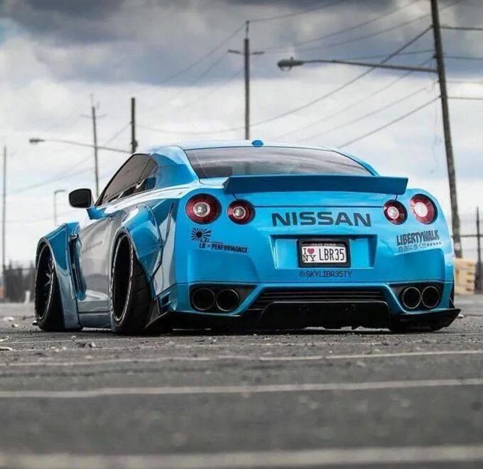 Ниссан гтр 35 фото Wide #GTR #nissanGTR #skyline #jdm #wheels #stance #fitment #lowlife #hellalow h
