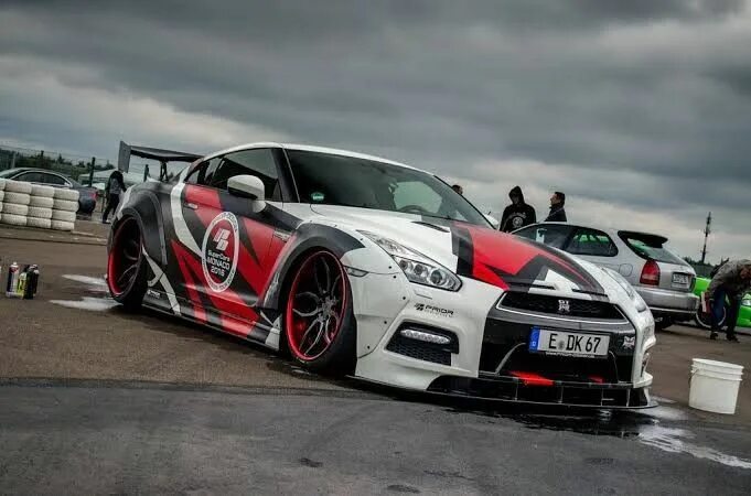 Ниссан гтр р35 тюнинг Pin by Kobus Fourie on Nissan Gtr Nissan gtr, Nissan gtr r35, Nissan