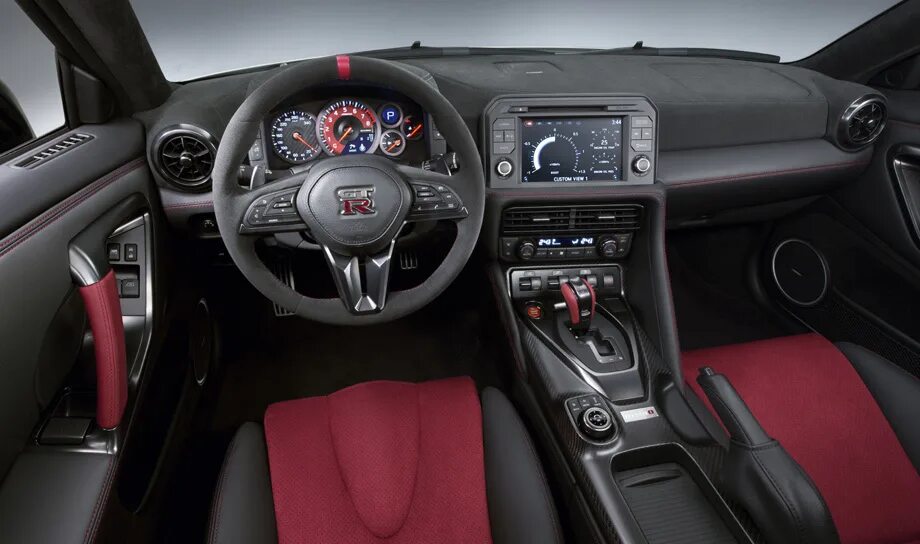 Ниссан гтр салон фото Обновлённое купе Nissan GT-R Nismo улучшило управляемость - DRIVE2
