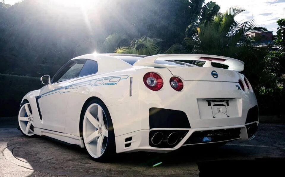 Ниссан гтр тюнинг фото Vossen - Ford Focus III Hatchback, 1,6 л, 2013 года колёсные диски DRIVE2