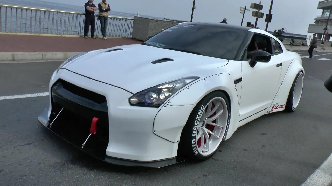 Ниссан гтр тюнинг фото Liberty Walk 'Widebody' Nissan GTR - Fast Accelerations!! - YouTube