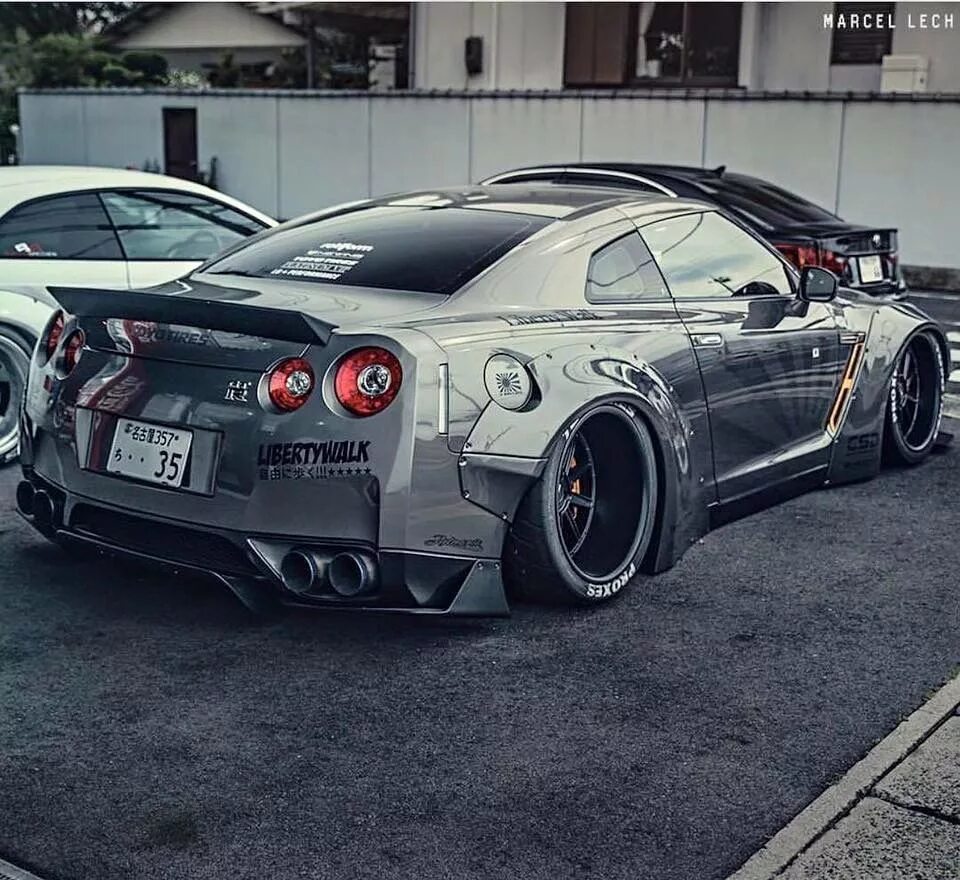 Ниссан гтр тюнинг в японском стиле #Nissan #GTR_R35 #LB_Performance #Liberty_Walk #Wide_Body #Modified #Slammed #St